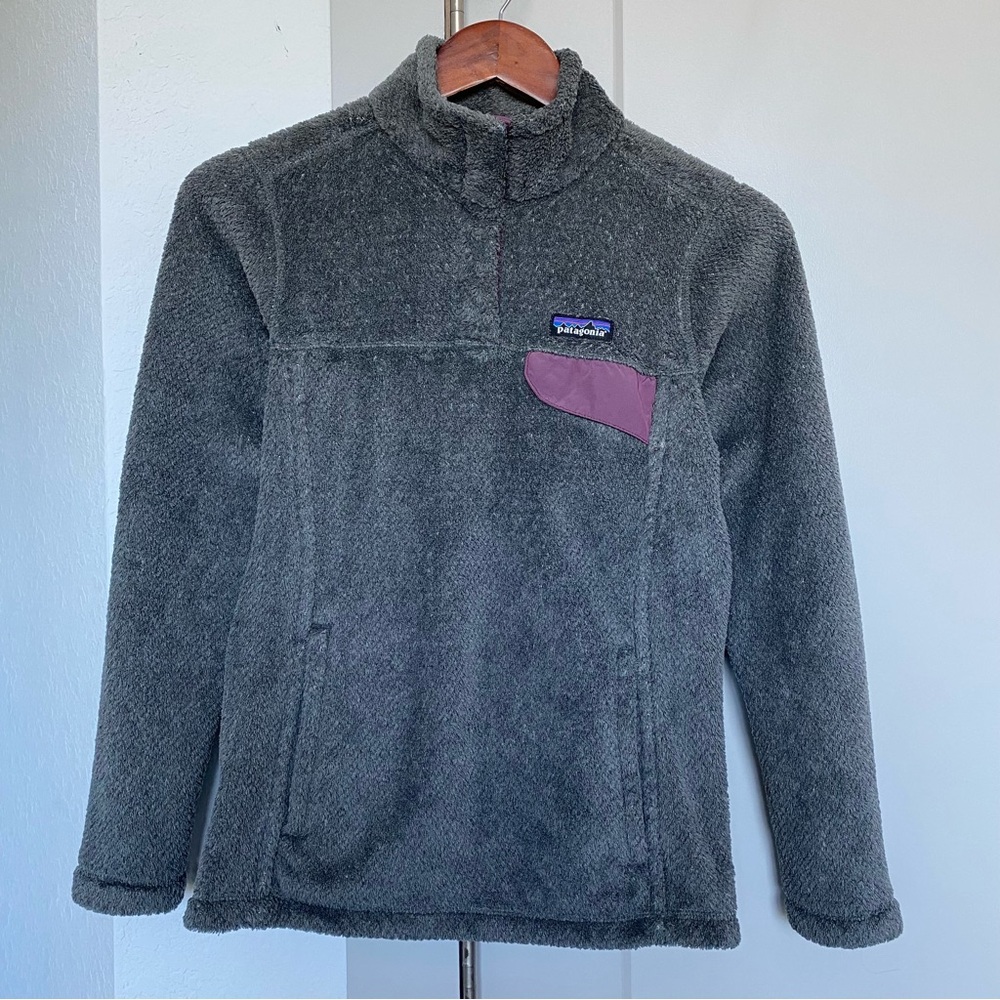 Patagonia Grey Fleece Pullover with Purple Accent